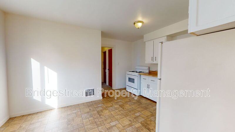 1413 Old Lane Ave #3 - Photo 2 of 6