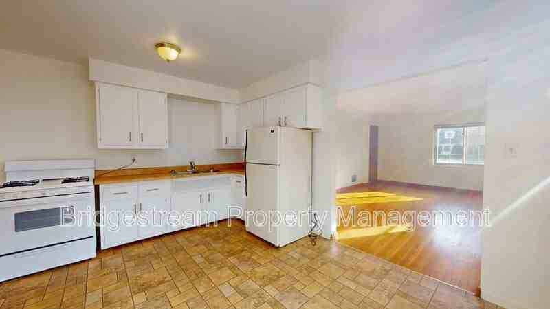 1413 Old Lane Ave #3 - Photo 3 of 6