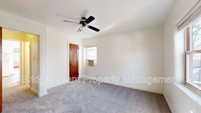 1413 Old Lane Ave #3 - Photo 4 of 6