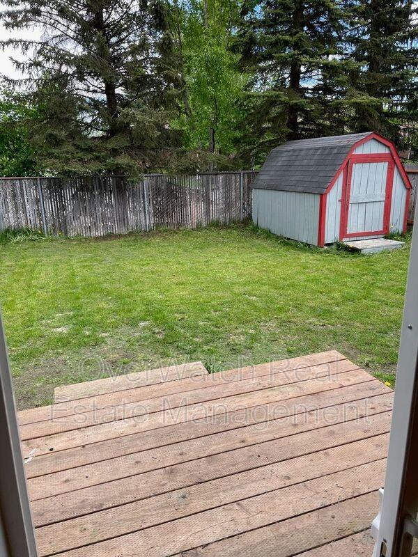 6133 Prosperity Dr - Photo 3 of 19