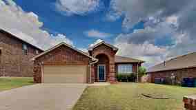 11305 Nw 94th St - Photo 1 of 1