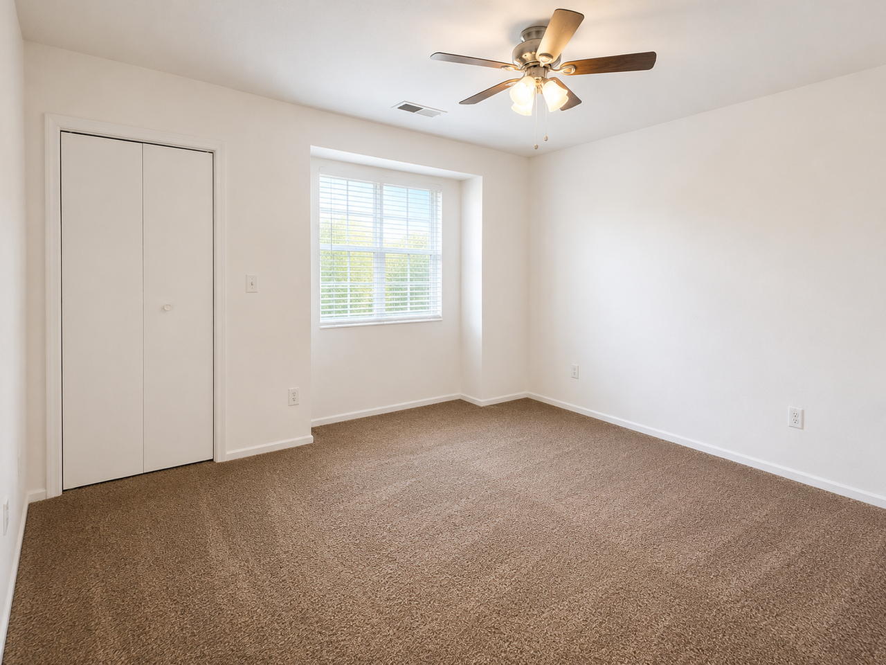 600 Hosking Ave #30 - Photo 4 of 6