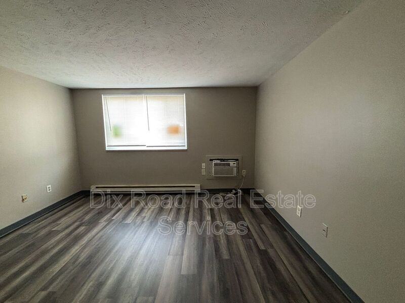 735 Trumbull St #1 - Photo 4 of 16