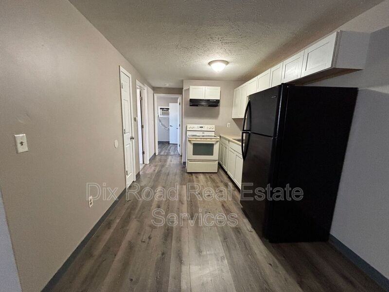 735 Trumbull St #1 - Photo 6 of 16