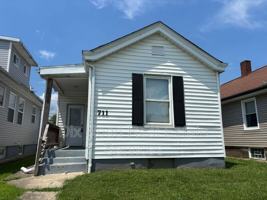 featured image of 711 Cleveland Ave