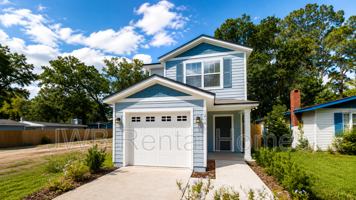 featured image of 1216 Pangola Dr