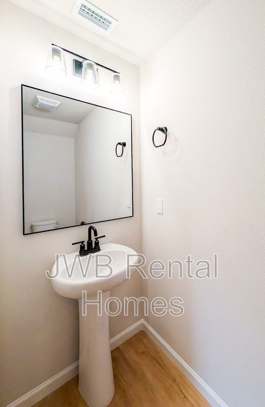 1216 Pangola Dr - Photo 7 of 18