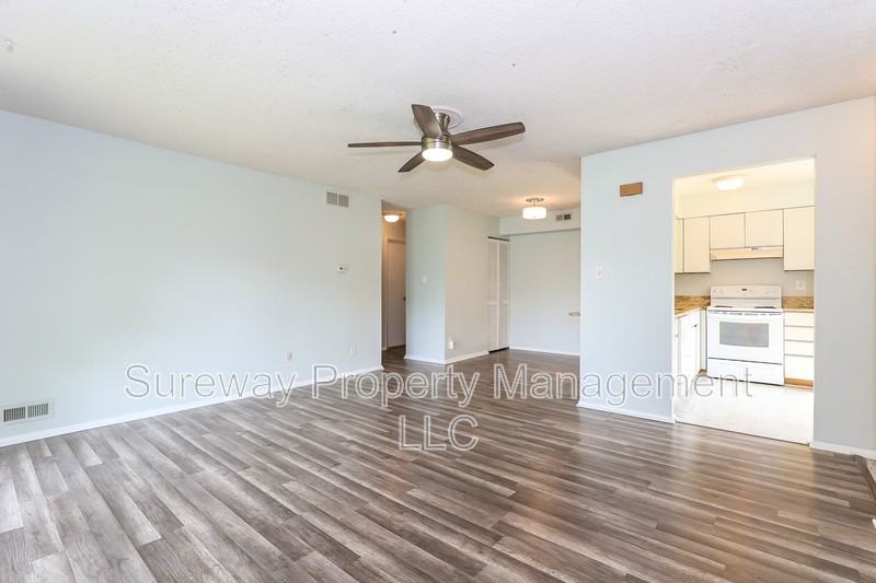 330A Willow Turn - Photo 3 of 10