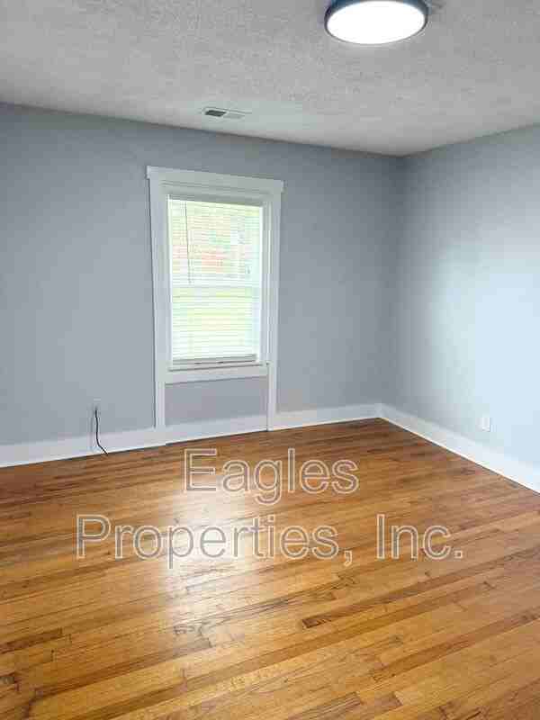 1901 Peachtree St #C - Photo 5 of 6