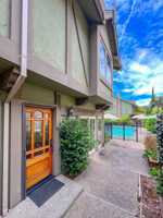 featured image of 937 Hunt Ave