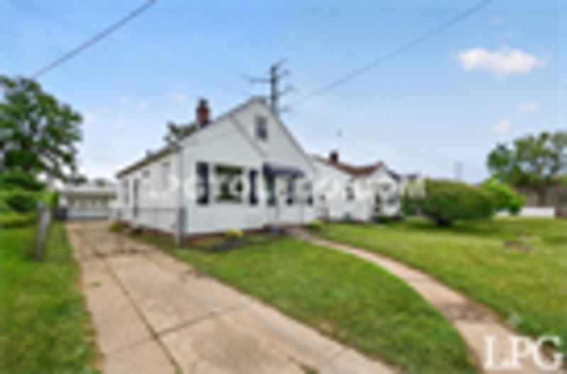 3540 Bellevue Rd - Photo 4 of 31