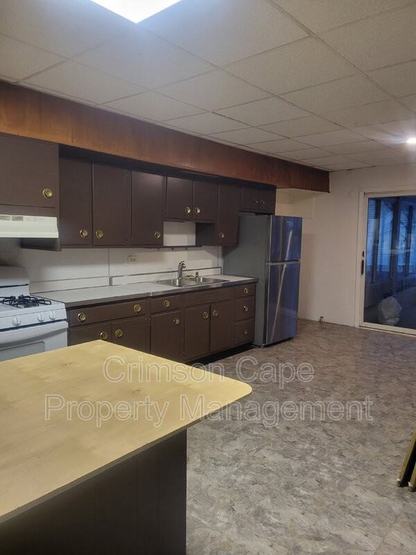 110 George Ave - Photo 5 of 30