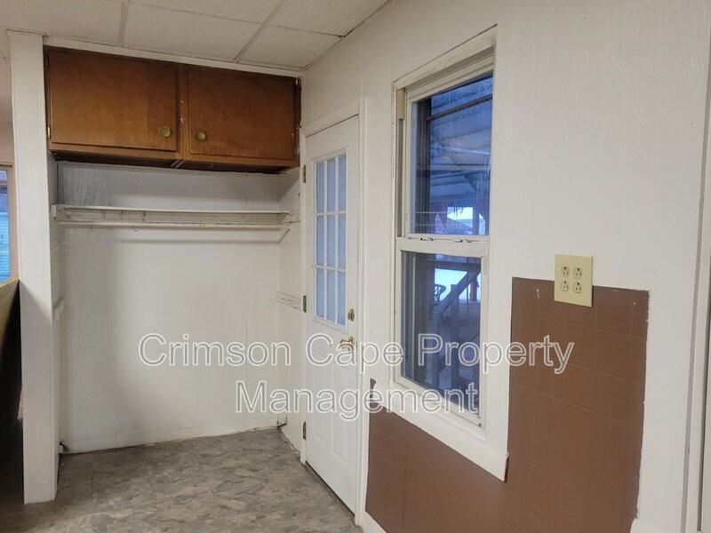 110 George Ave - Photo 7 of 30