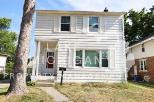 featured image of 841 Capen St Ne