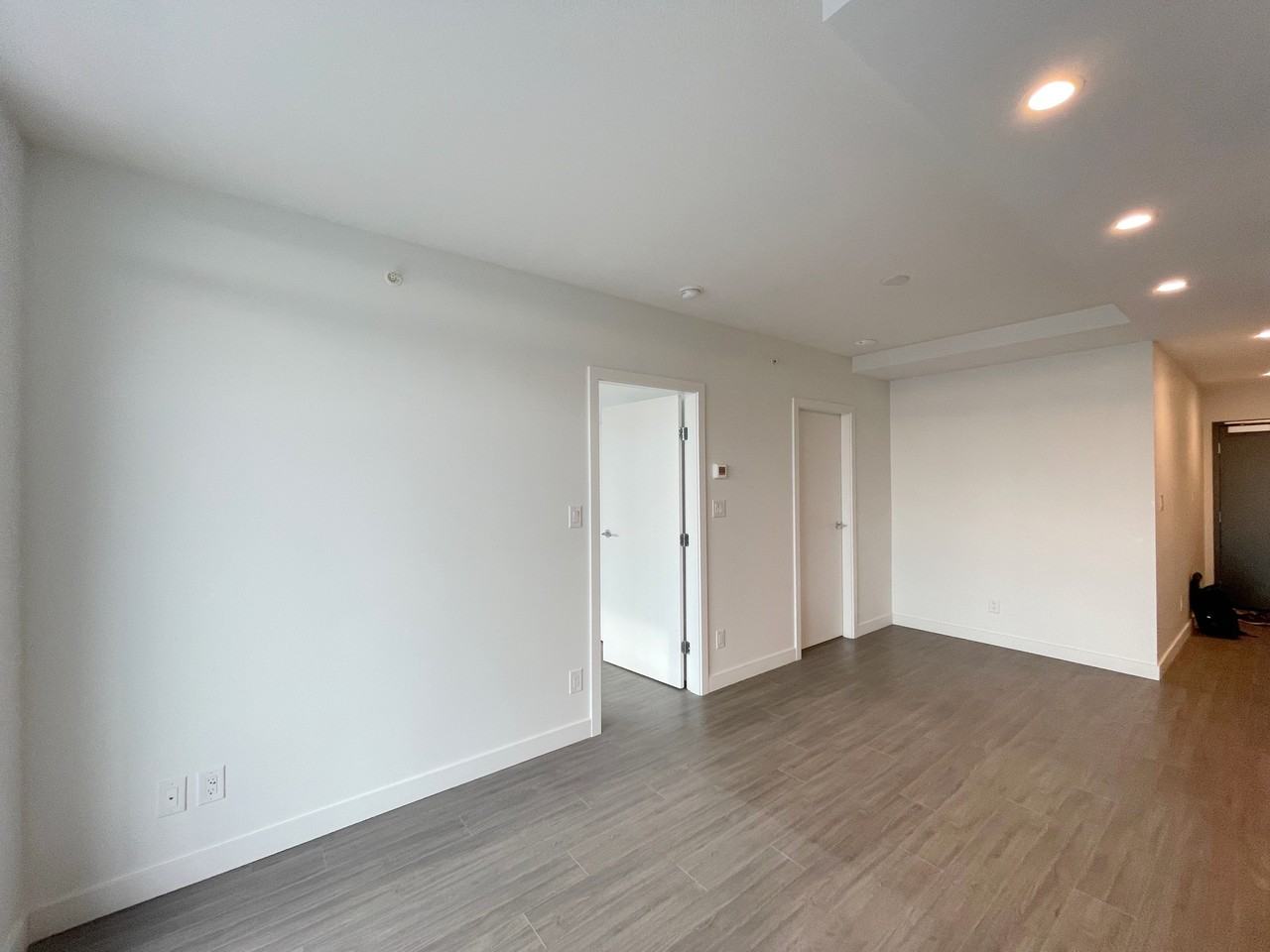 13615 Fraser Highway #1212 - Photo 7 of 12
