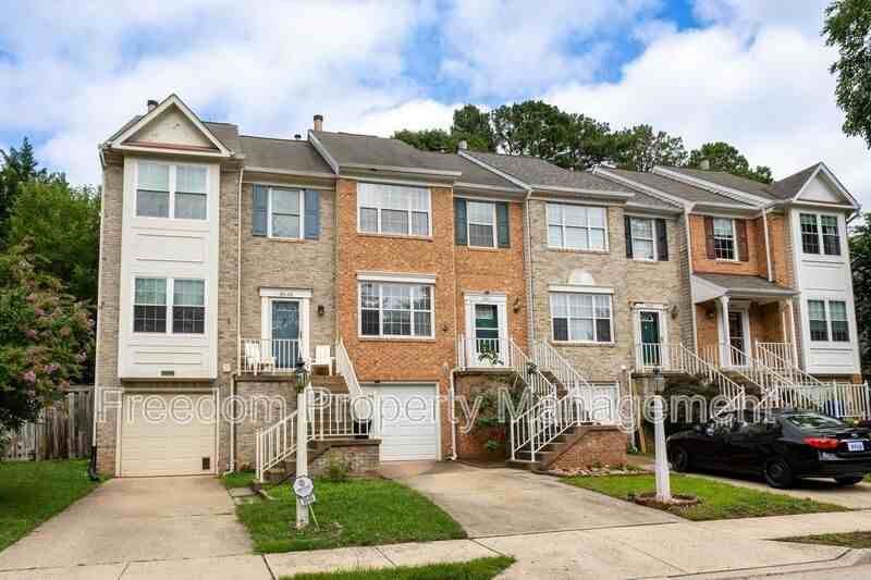 8644 Sanderling Dr - Photo 2 of 7