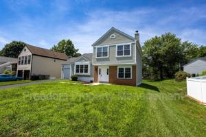 featured image of 10116 Wimbledon Ct