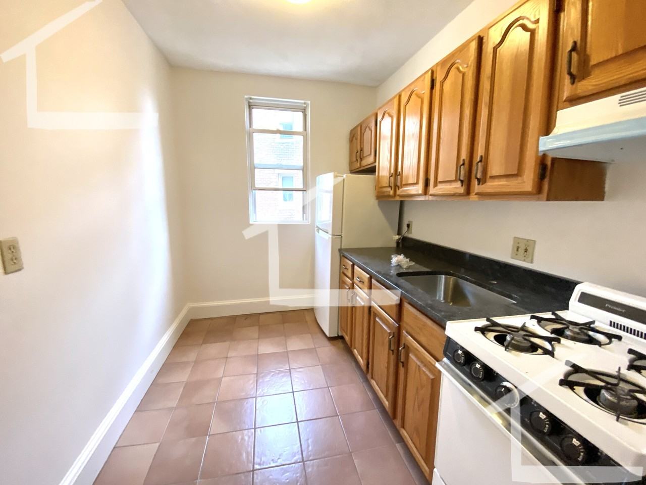Scottfield Rd. & Commonwealth Ave #7 - Photo 2 of 16