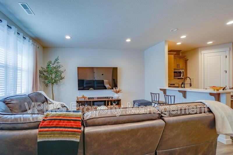 18402 Ne 46th Pl - Photo 4 of 28