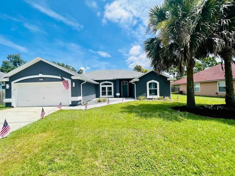 3352 Shelley Dr - Photo 2 of 50