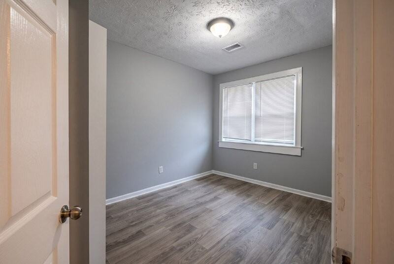119 Ticknor Dr - Photo 6 of 15