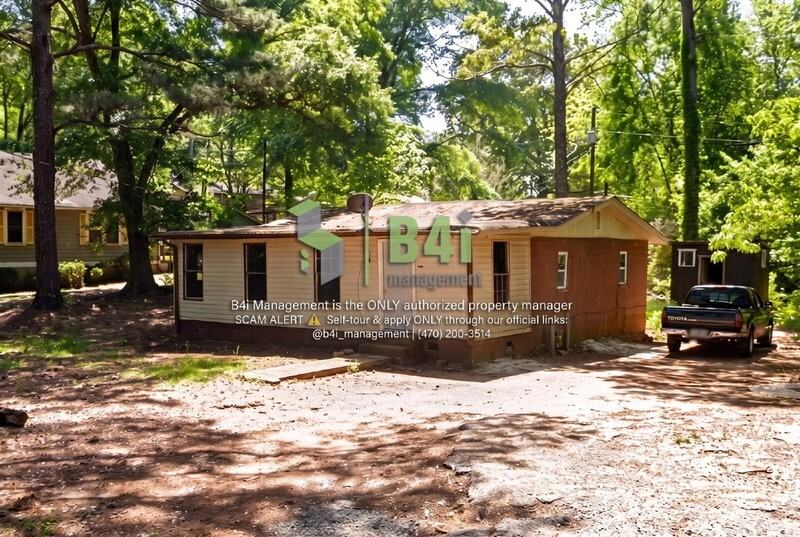 1205 Spring St - Photo 2 of 2