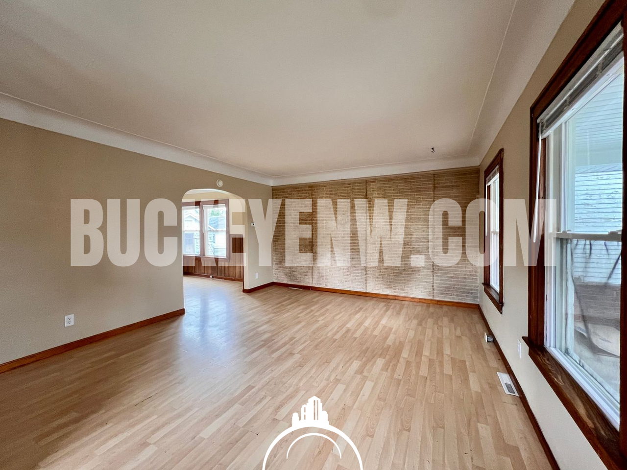 1233 Halstead St - Photo 2 of 14