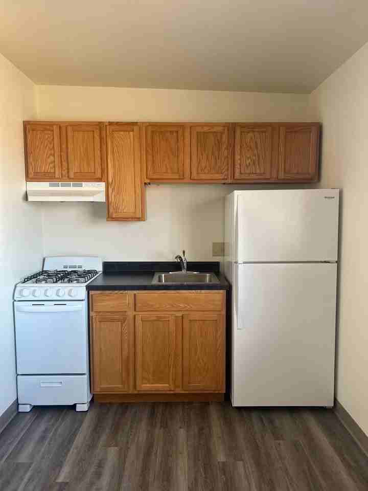 326 South 7th Street - Photo 7 of 10