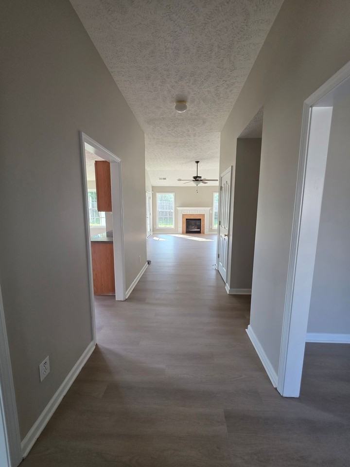 1481 Legion Dr - Photo 2 of 19