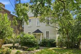 51 Smith St #A - Photo 1 of 1