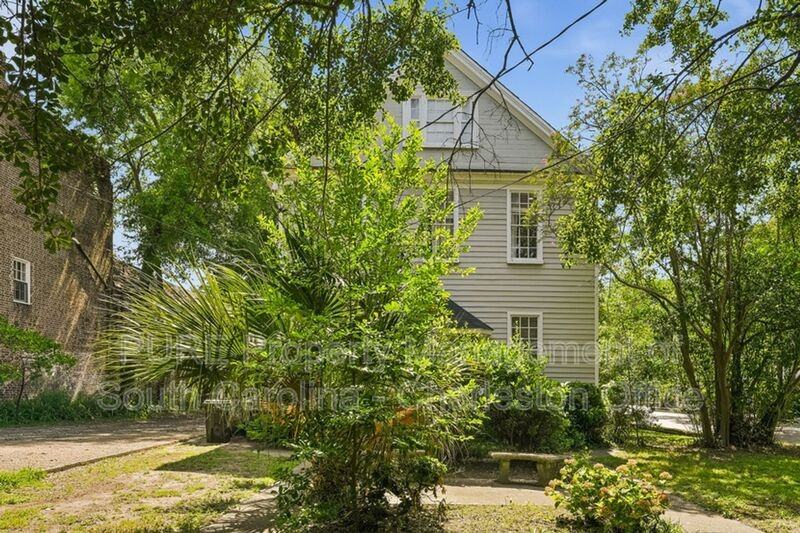 51 Smith St #A - Photo 2 of 20