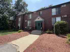 123 English Village Rd - Photo 1 of 1