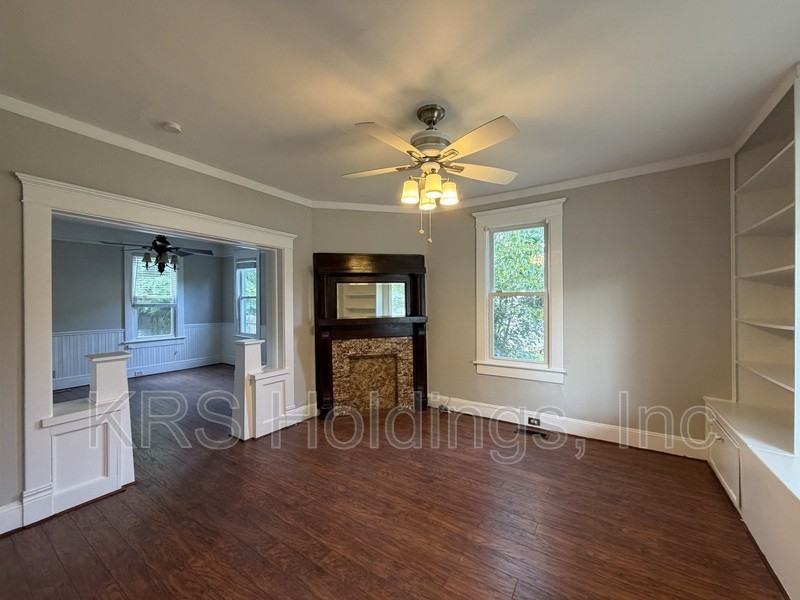 1110 Park Ave - Photo 2 of 13