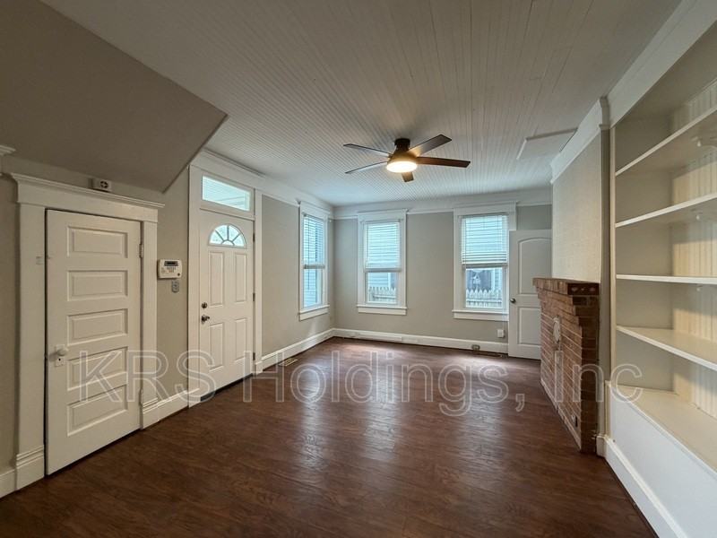 1110 Park Ave - Photo 4 of 13