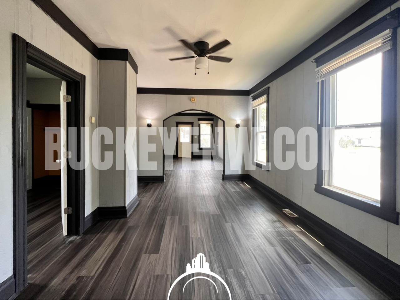 203 South Ave - Photo 4 of 11