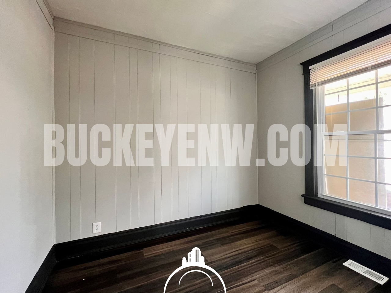 203 South Ave - Photo 7 of 11