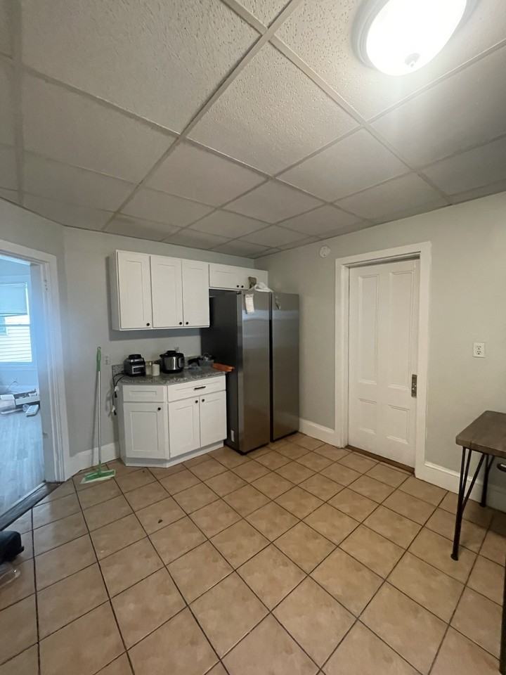 46 Ashford St #1 - Photo 2 of 8