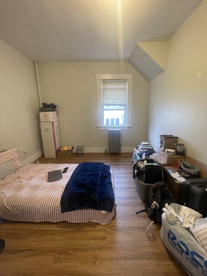 46 Ashford St #1 - Photo 4 of 8