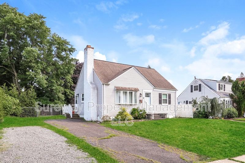 3 Dewar Dr - Photo 2 of 15