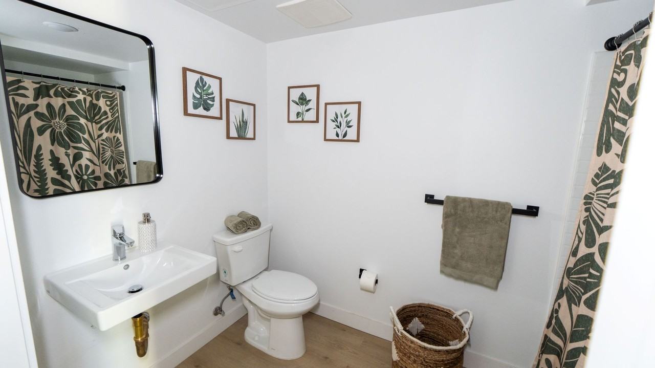 LEASE UP - Photo 6 of 19
