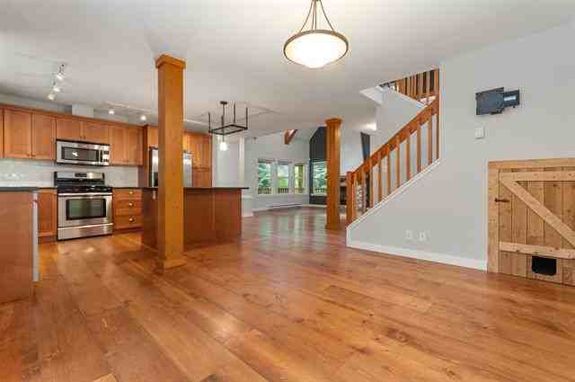 1734 Robins Roost - Photo 6 of 29