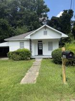 1429 Brewer Ave - Photo 1 of 1