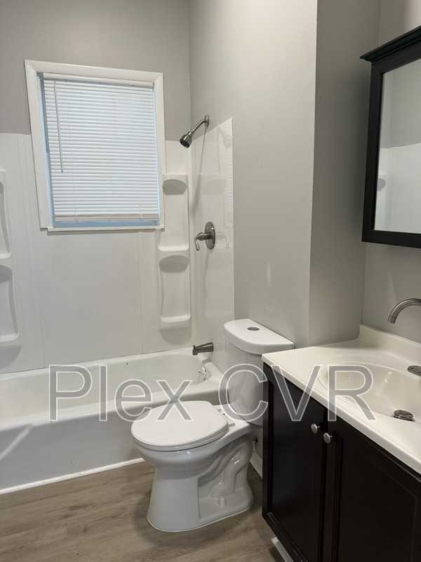 1429 Brewer Ave - Photo 4 of 8