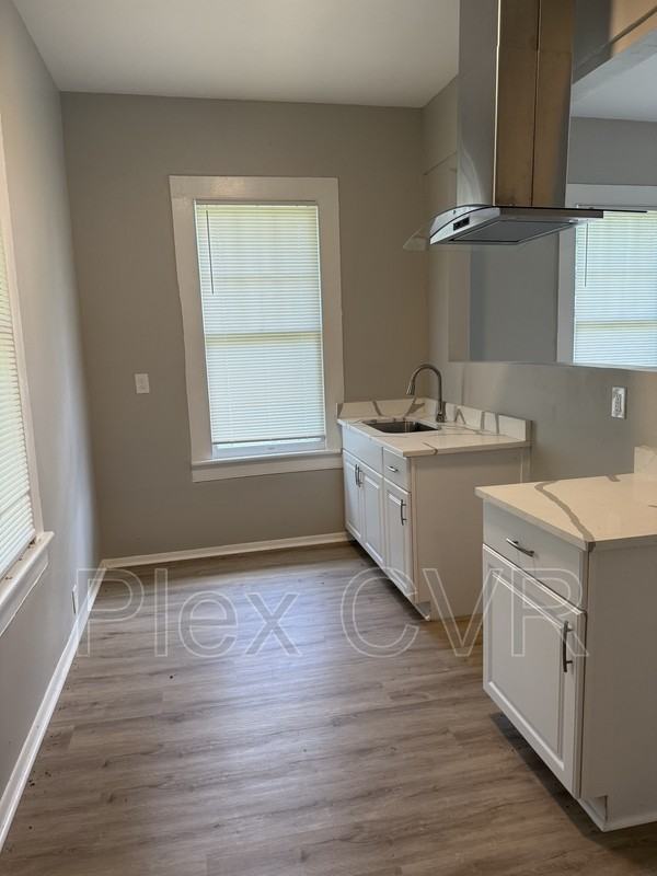 1429 Brewer Ave - Photo 7 of 8