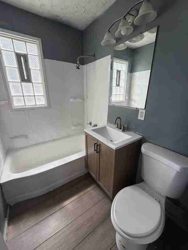 16317 Clearview Ave - Photo 4 of 7