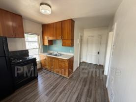 734 W 10th St #5 - Photo 1 of 1