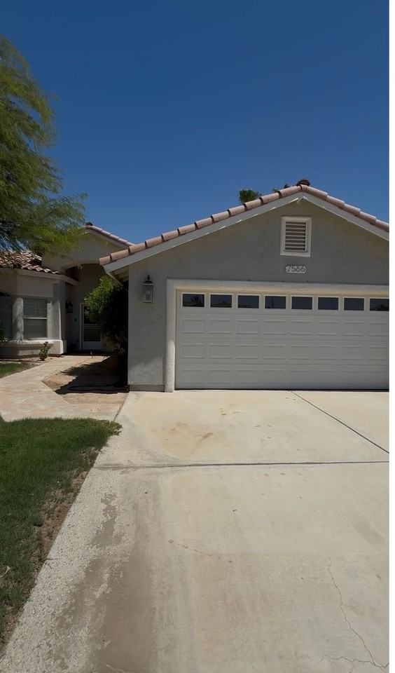 7566 E 25th Pl