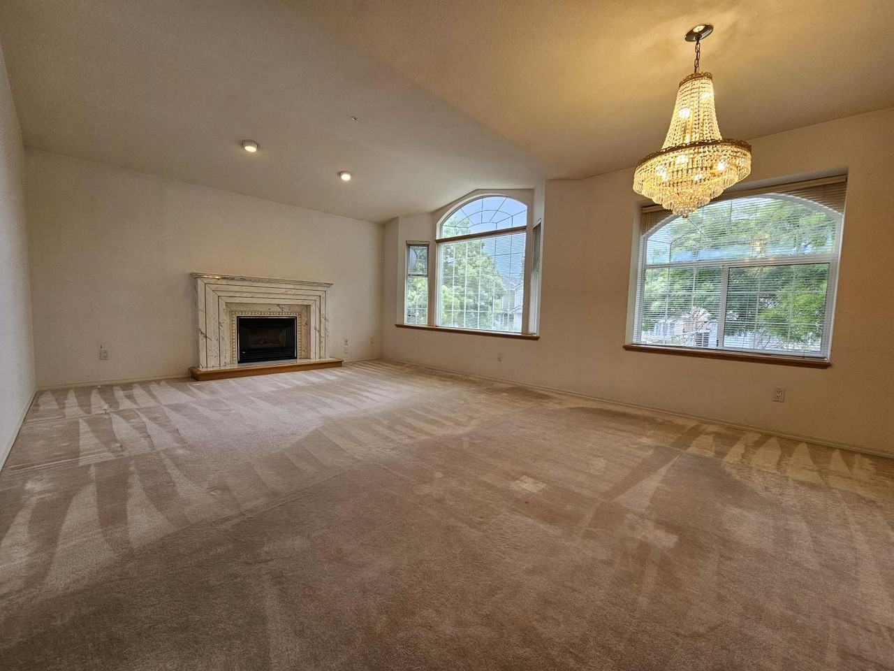 6083 Beatrice Street - Photo 2 of 18