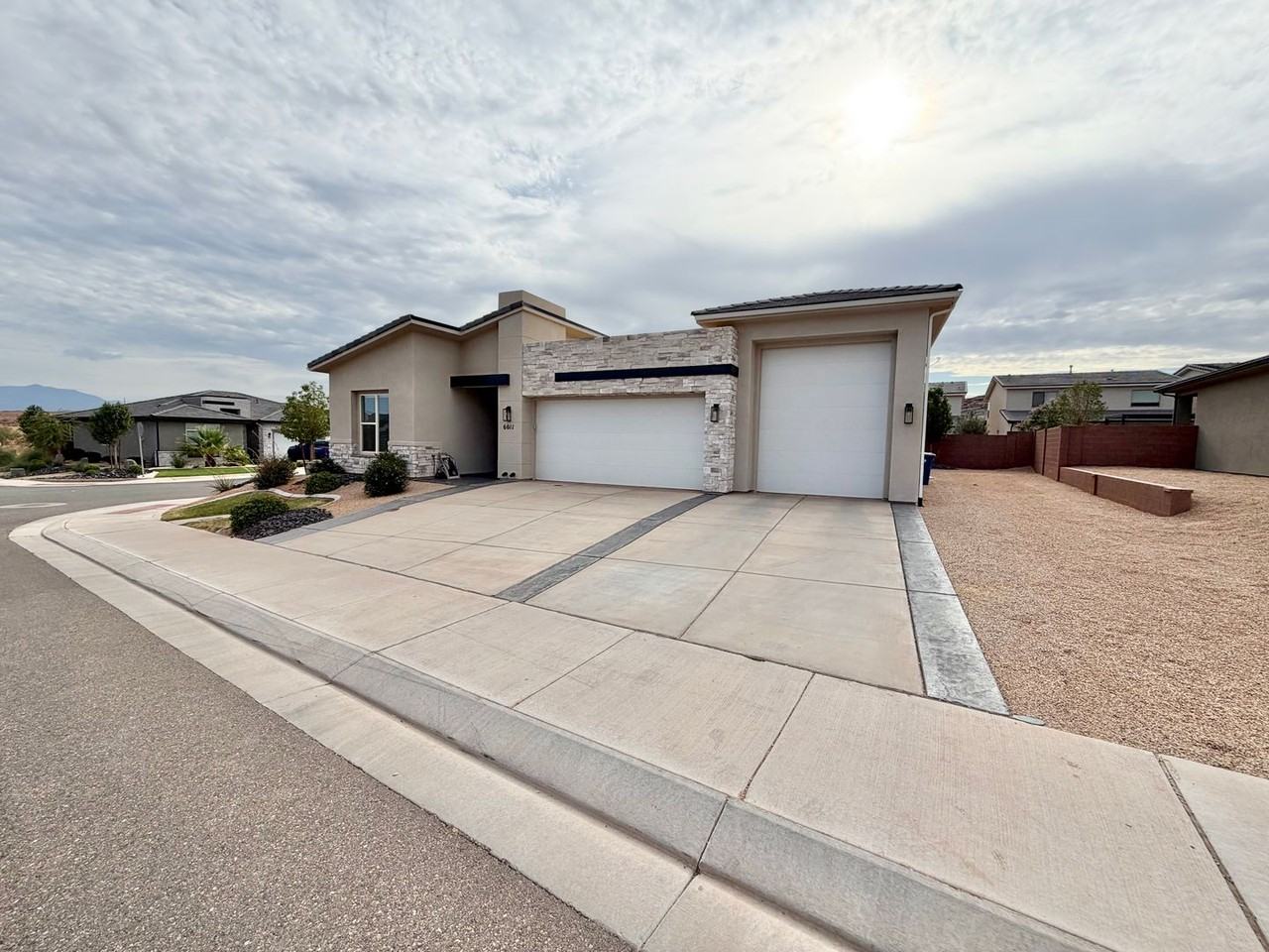 6011 S Bunda Way - Photo 2 of 39