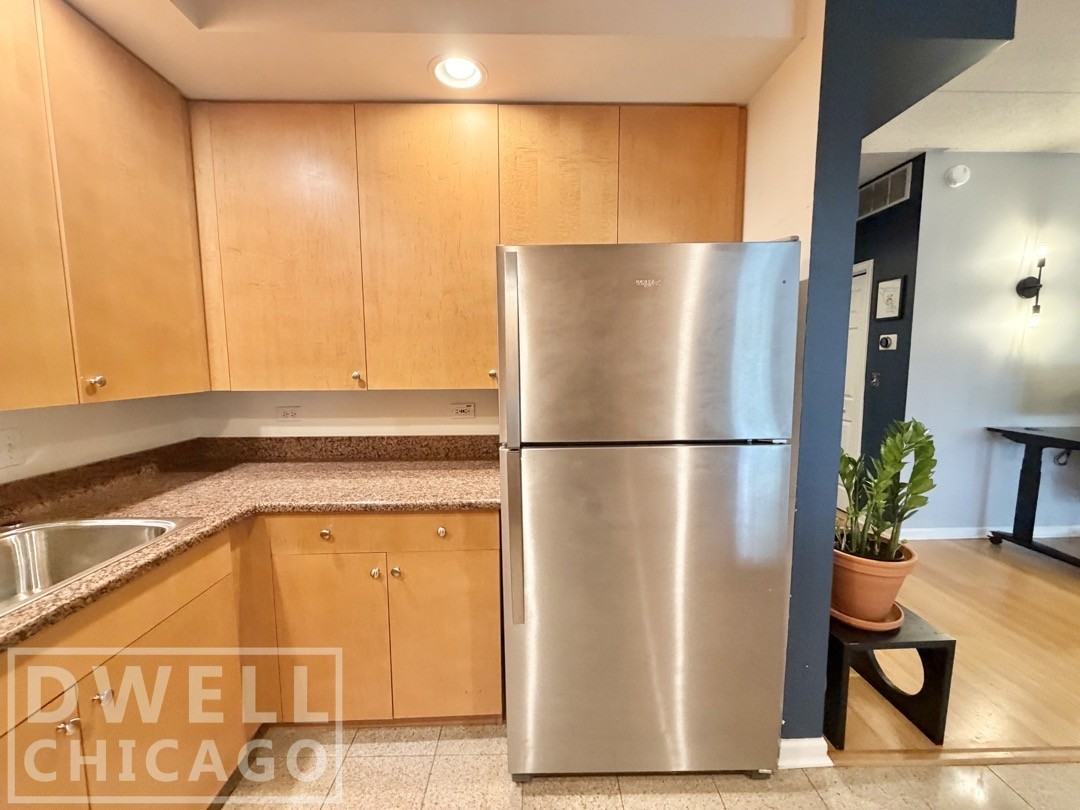 4625 W Lawrence Ave #401 - Photo 6 of 26